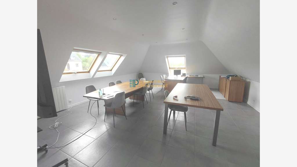 Vente local d'activité de 630m² à Quimper