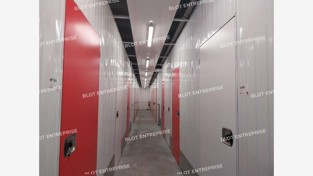 A vendre locaux d'activités 2 333m² à Quimper