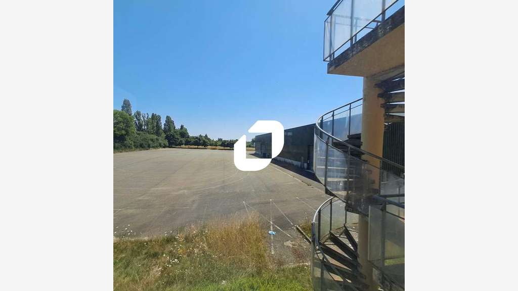 Vente Local d'activité 3630m² Rambouillet