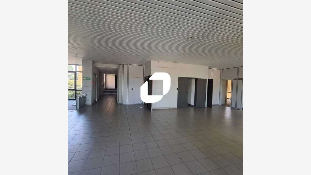 Vente Local d'activité 3630m² Rambouillet