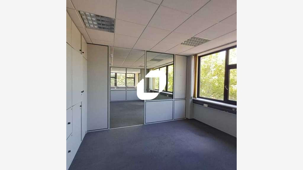 Vente Local d'activité 3630m² Rambouillet