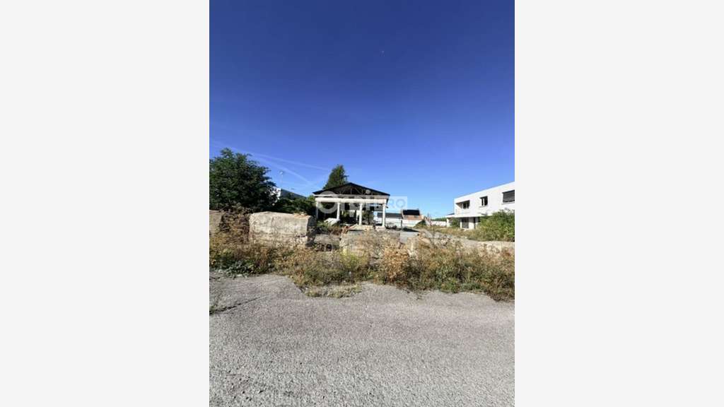 Entrepôt de 2575m² à vendre à Reims