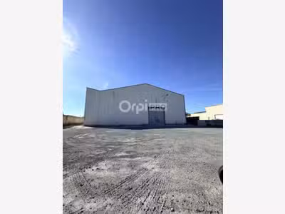 Entrepôt de 2575m² à vendre à Reims
