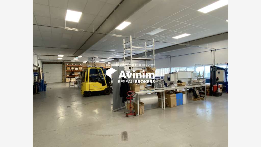 A louer local d'activité 780m² Pays Voironnais