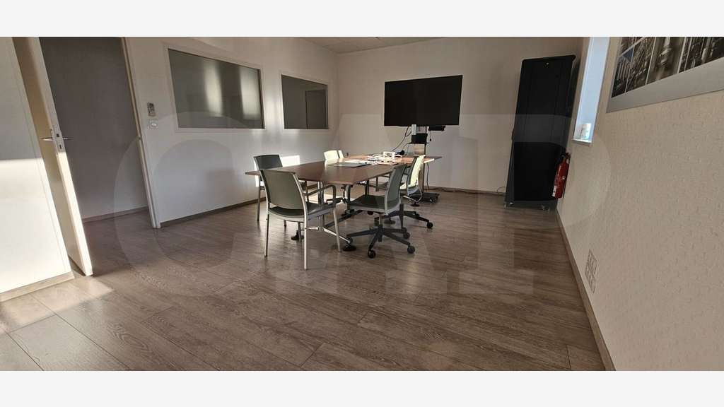 Vente bâtiment d'activités 1006m² ZI Sud Est