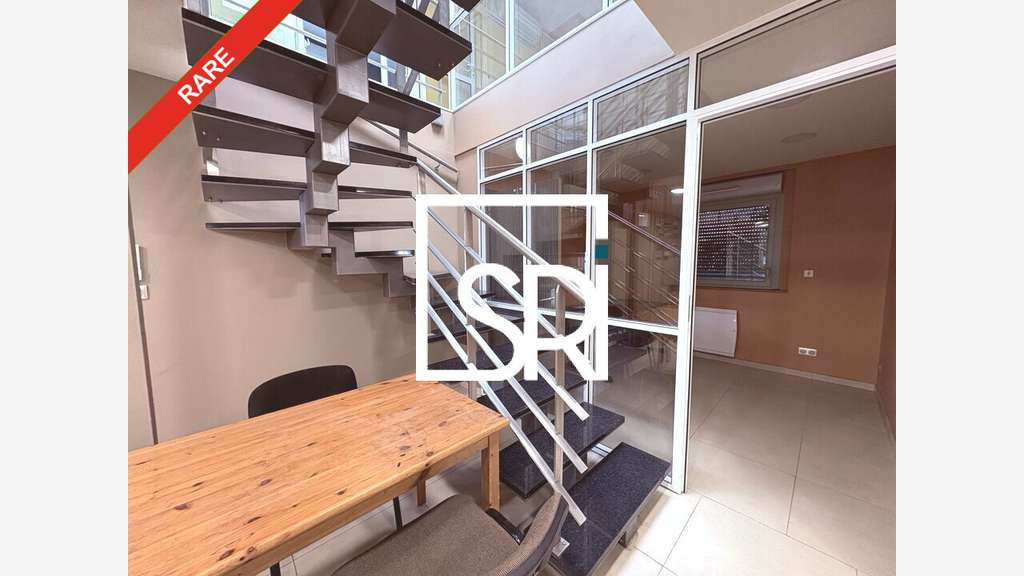 Entrepôt 620m² à vendre ZAC de Layat à Riom