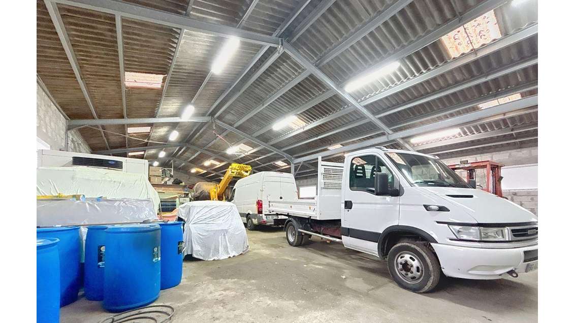 AV local artisanal 400m² Ile de Ré Rivedoux-Plage