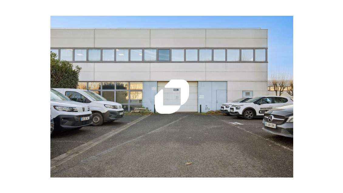 Vente Local d'activité 525m² Roissy en france