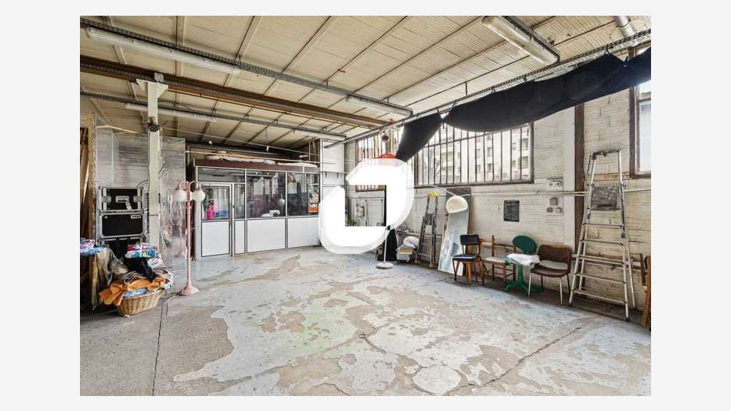 Vente Local d'activité 700m² Romainville