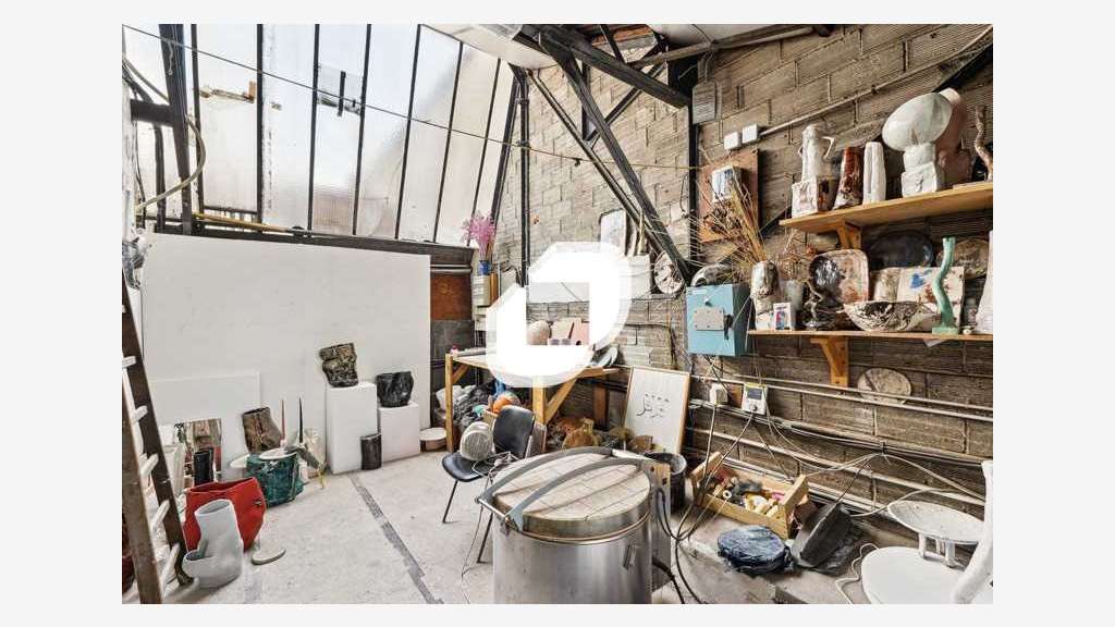 Vente Local d'activité 700m² Romainville