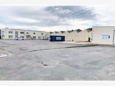 À vendre – Local Industriel de 4 400 m² à Romo