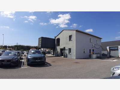 Vente bâtiment sur 2600m² de terrain à Roquebrune