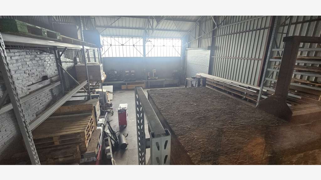 Vente local d'activités entrepôts 470m² Roye (80)