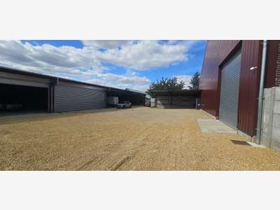 Vente local d'activités entrepôts 470m² Roye (80)