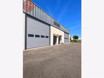 A vendre entrepôt de 1205m² en zi à Saint-Alban