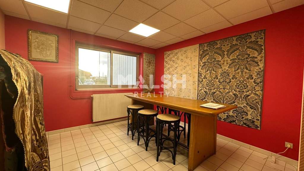Bâtiment indépendant 2532m² à St-André-de-Corcy