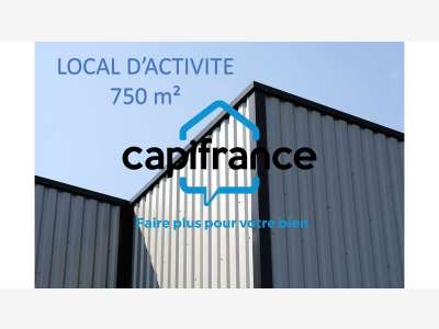 Vente local d'activité 750m² à St-Aubin-du-Cormier