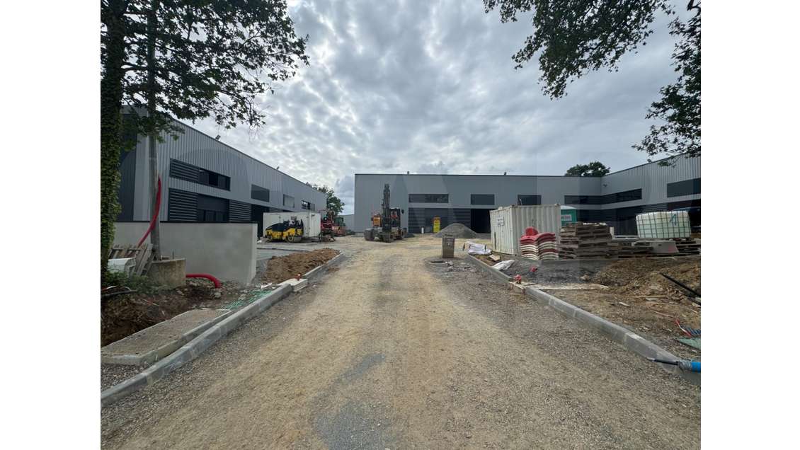 À VENDRE – AXE RENNES / FOUGÈRES - CELLULES D'A