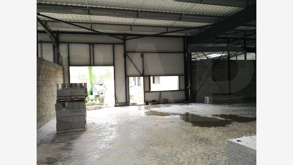 A vendre bâtiment d'activités 314m² secteur Vannes