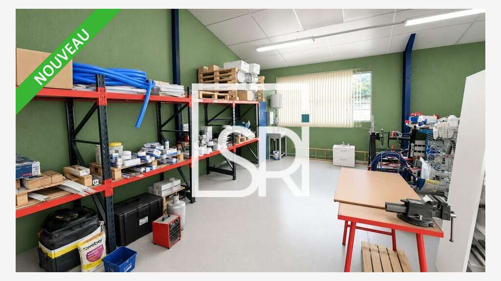 Vente entrepôt de 750m² Saint Bonnet près Riom