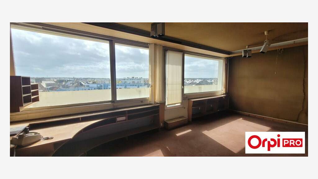 A vendre local pro 144m² vue panoramique St Brieuc