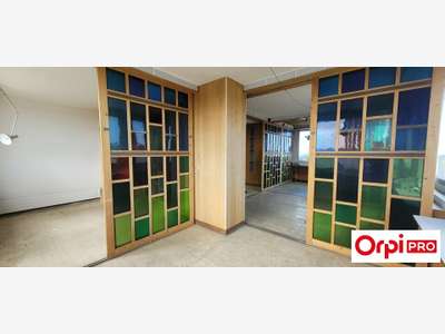A vendre local pro 144m² vue panoramique St Brieuc