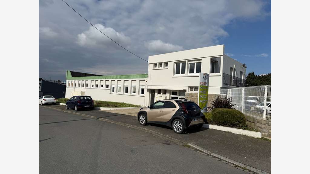 Vente local d'activité 650m² à Saint Brieuc
