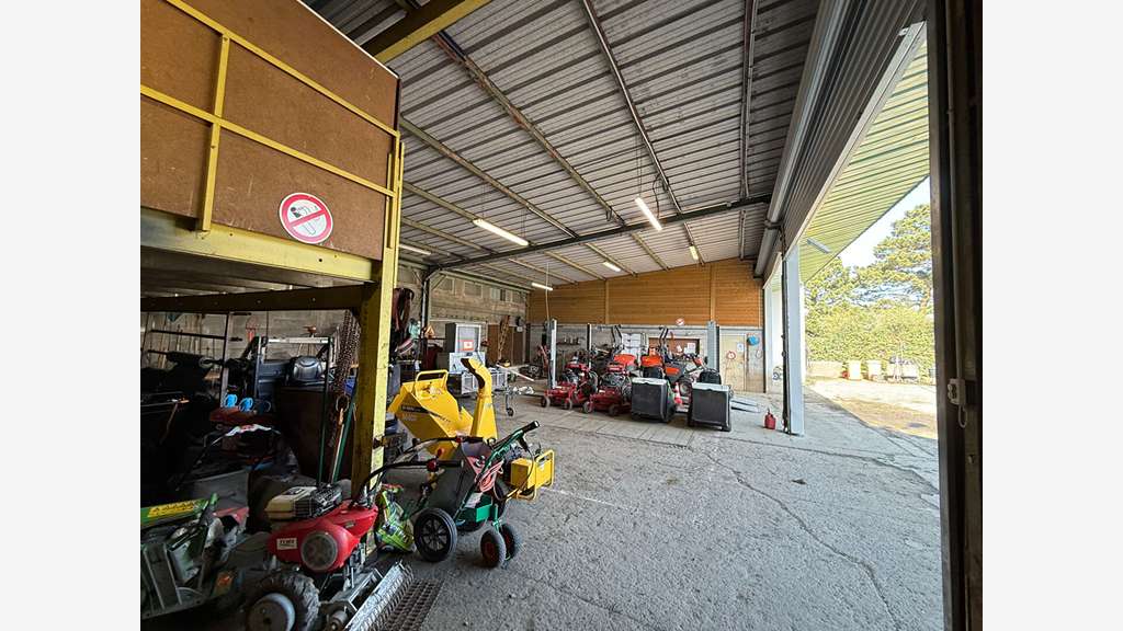 Vente local d'activité 650m² à Saint Brieuc