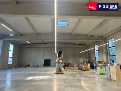 Vente Locaux d'activités - Entrepôts à Saint-Estève-Janson