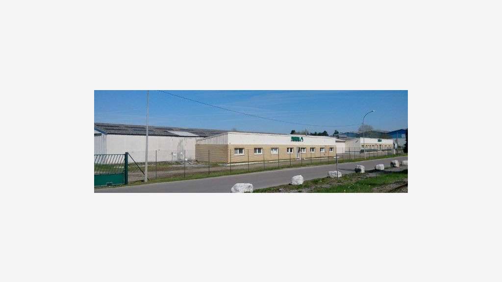 Entrepôt jusqu'à 5600 m² à vendre poche d'Auxerre 