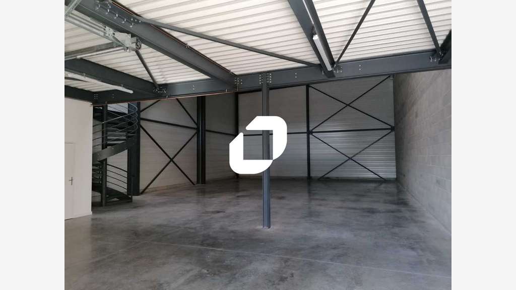 Vente Local d'activité 335m² Saint genis laval