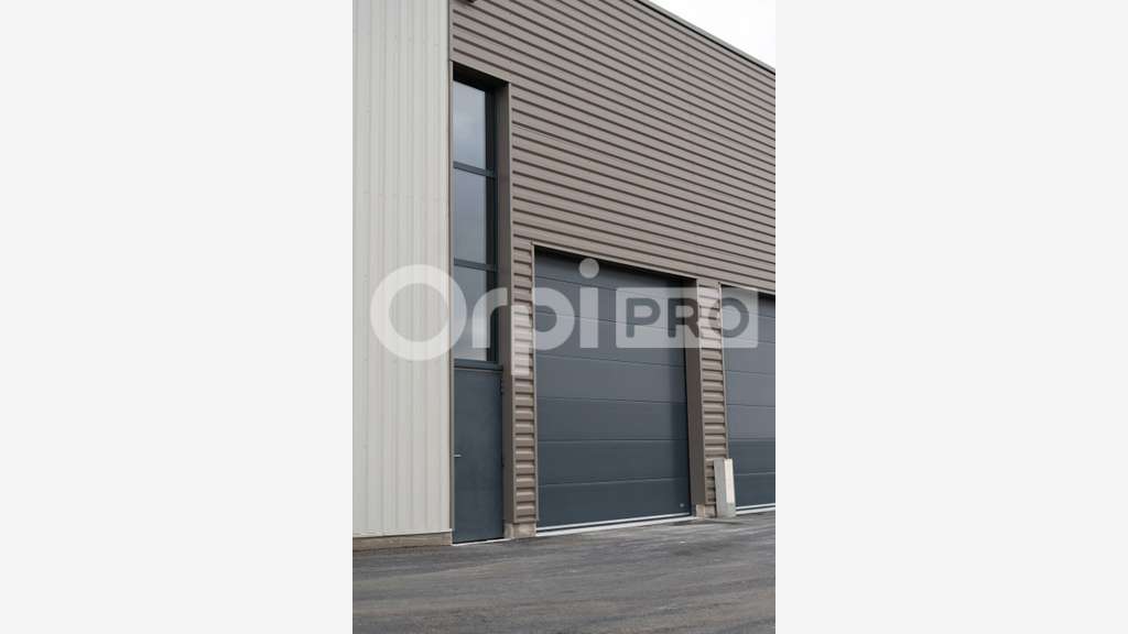 AV locaux de 246m² à 255m² ZA du Mijoulan