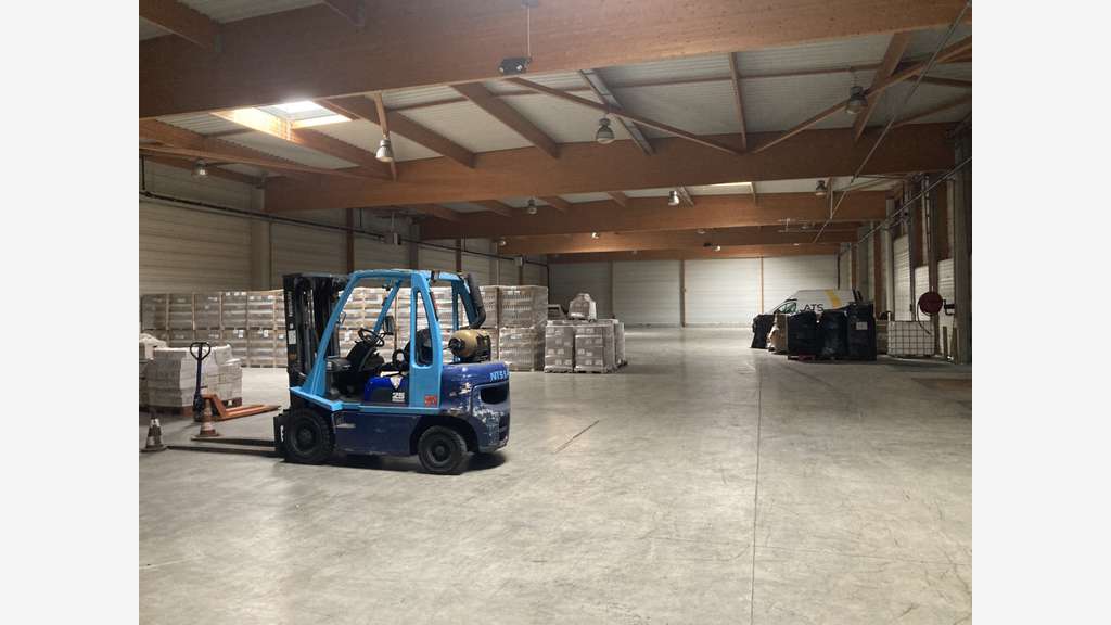 Site Logistique totalisant 6702 m² sur une parcell
