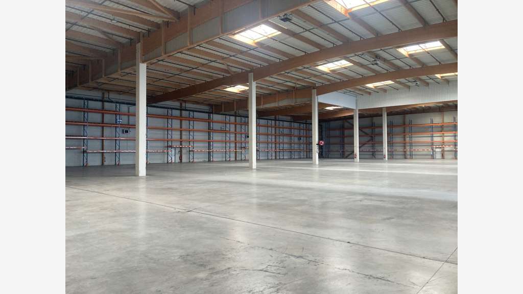 Site Logistique totalisant 6702 m² sur une parcell