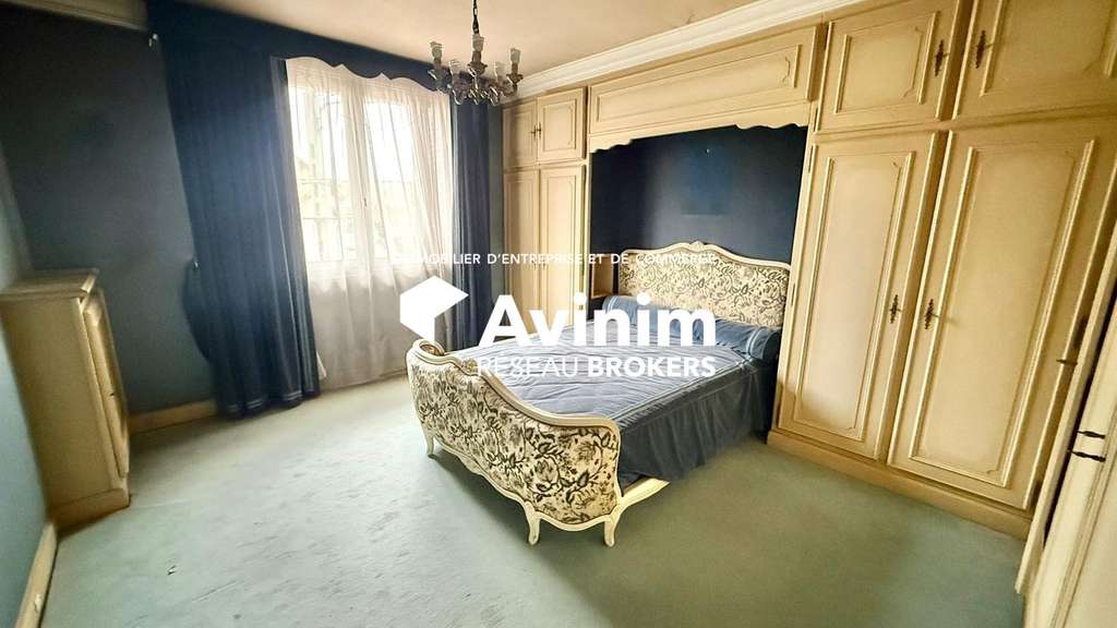 Vente maison + hangar de +300m² à Saint-Gratien  