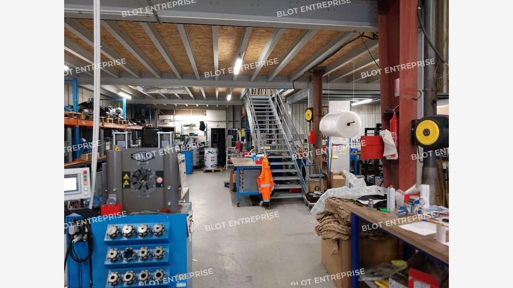 A vendre locaux 2047m² à Saint-Herblain Atlantis