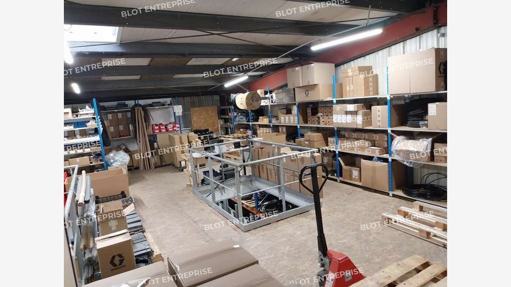 A vendre locaux 2047m² à Saint-Herblain Atlantis