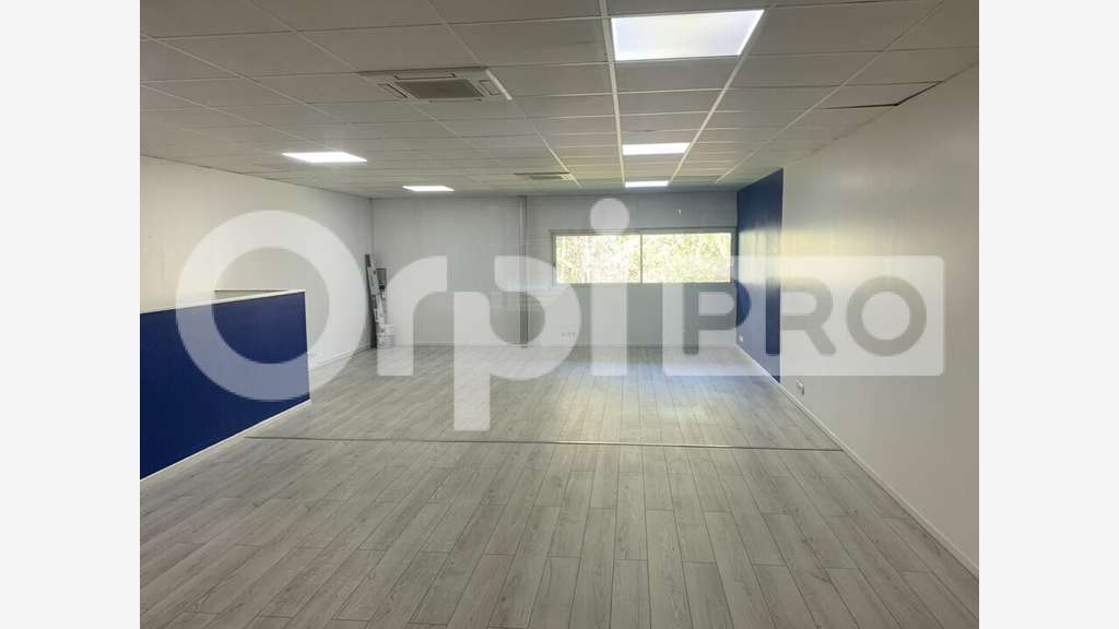 Local d'activité 200m² à vendre Saint-Jean-d'Illac