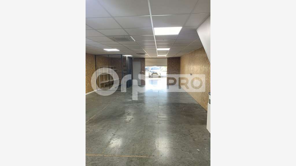 Local d'activité 200m² à vendre Saint-Jean-d'Illac