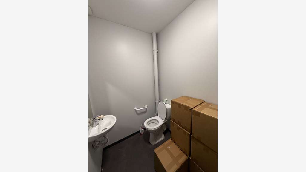 A vendre murs locaux 40m² à Saint-Jean-d'Illac