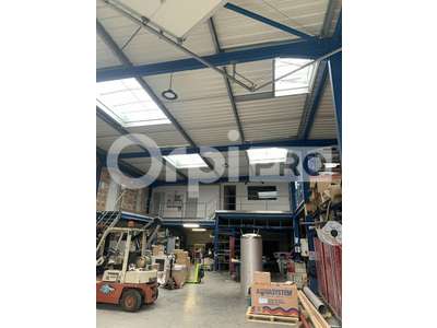 Vente Locaux d'activités - Entrepôts à Saint-Jean-d'Illac