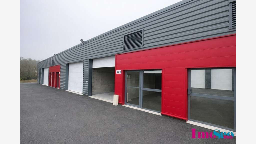 Entrepôt 60m² à vendre à Saint-Jean-d'Illac