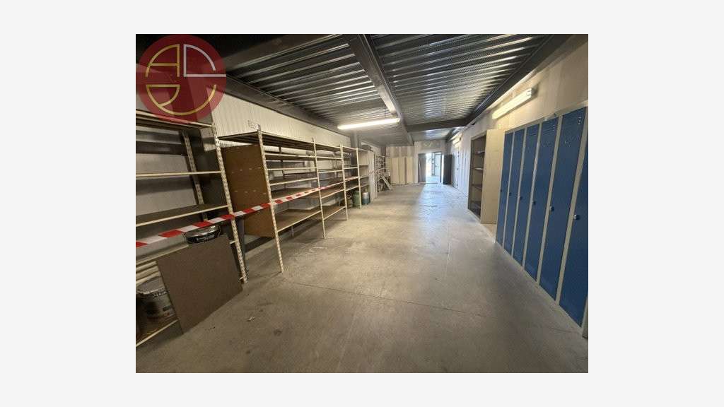 NORD-EST TOULOUSE  SAINT-JORY  À VENDRE ENTREPÔT