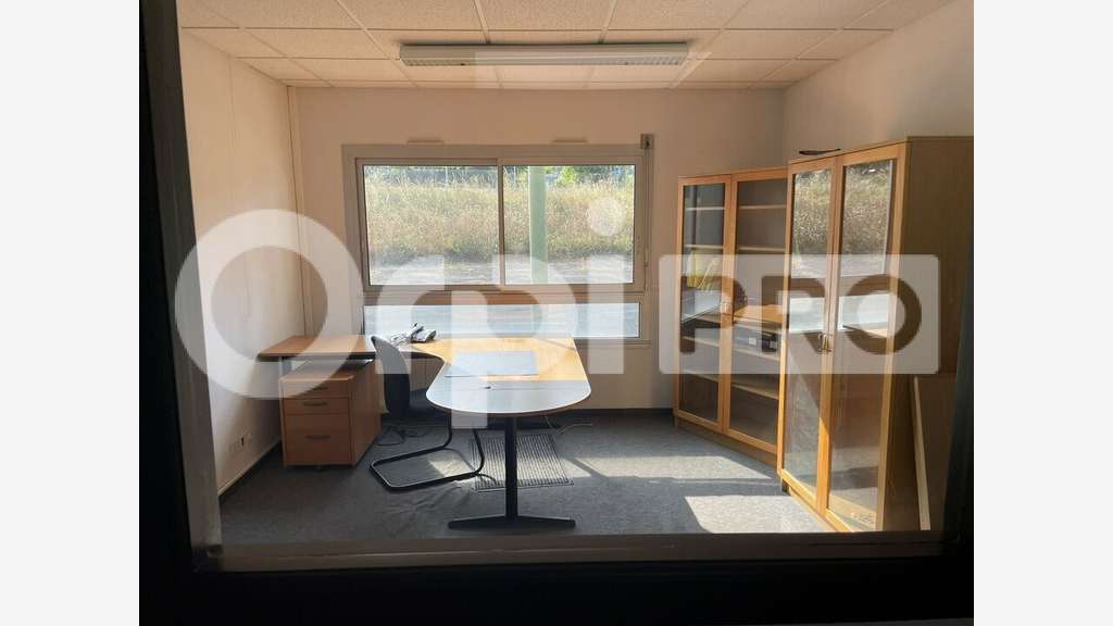 A vendre local d'activités à Rochechouart