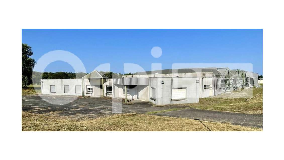 A vendre local d'activités à Rochechouart