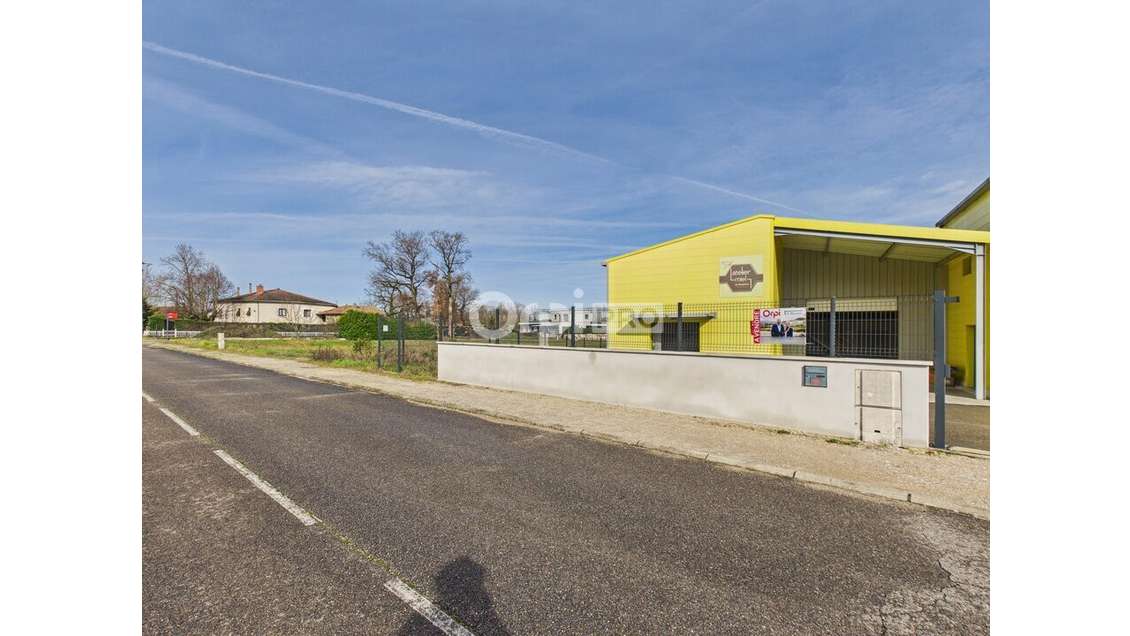 AV bâtiment artisanal 380m² Saint-Just-de-Claix