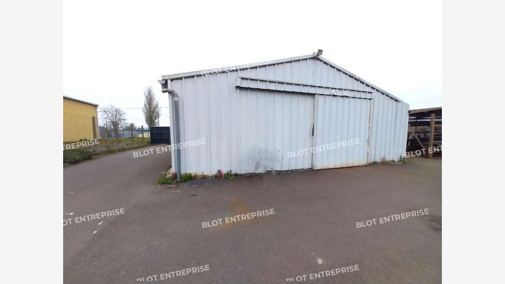 A VENDRE EN EXCLUSIVITE - LOCAL D'ACTIVITES -