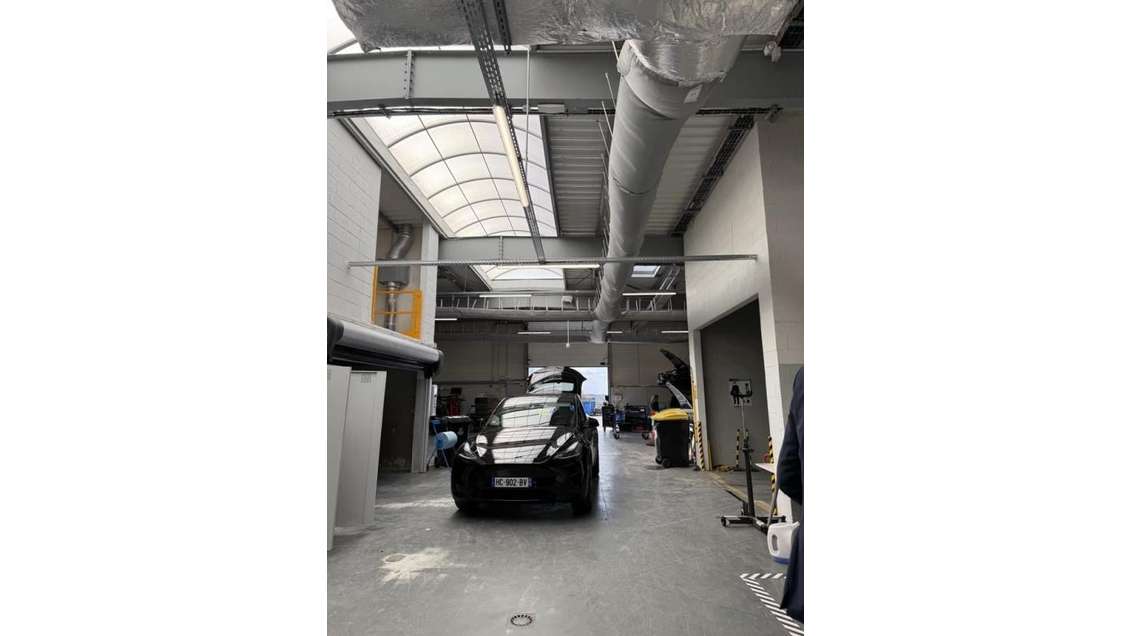 À louer local 1439m² à Saint-Martin-sur-le-Pré