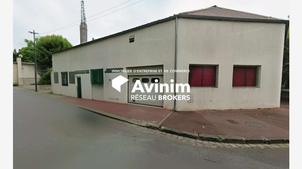 A vendre actif 606m² avec locataire à Saint-Maur