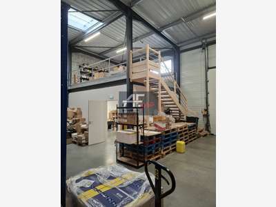 Vente local d'activité de 150m² à Saint Nazaire
